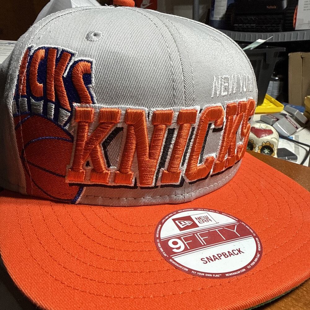 New York Knicks Hat Men Gray Orange 9Fifty New Era Snap Back Cap